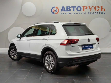 2018 Volkswagen Tiguan II, белый, 2455000 рублей, вид 2