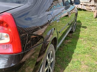 2011 Renault Logan I Рестайлинг, чёрный, 400000 рублей, вид 3