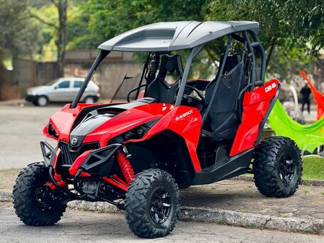 2016 BRP Can-Am Maverick 1000R, красный, 1590000 рублей, вид 3