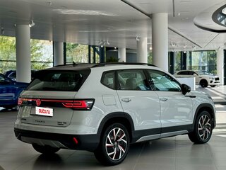 2023 Volkswagen Tharu 330 TSI I Рестайлинг, белый, 4290000 рублей, вид 4