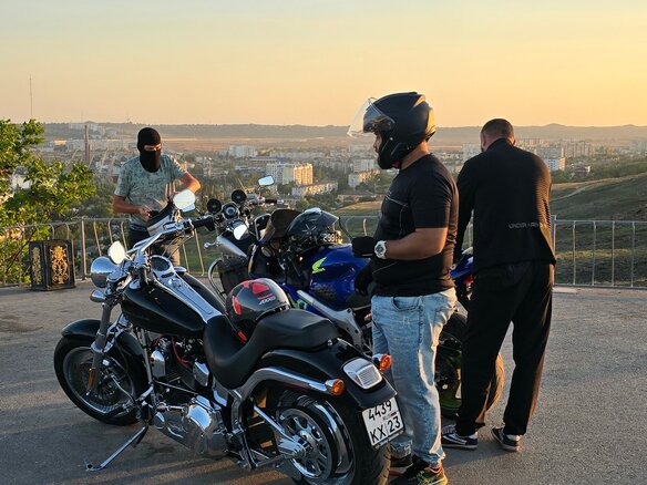 2002 Harley-Davidson Softail Deuce, чёрный, 1000000 рублей - вид 4
