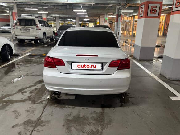 2010 BMW 3 серии 320i V (E90/E91/E92/E93) Рестайлинг, белый, 1200000 рублей - вид 5