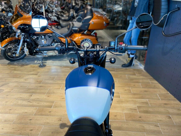 2025 Royal Enfield Hunter, синий - вид 10