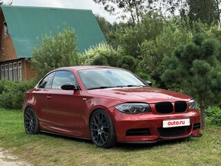 2008 BMW 1 серии 135i I (E81/E82/E87/E88) Рестайлинг, красный, 1650000 рублей, вид 3