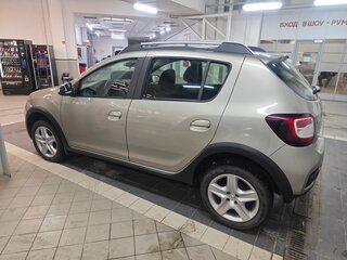 2017 Renault Sandero Stepway II, бежевый, 1050000 рублей, вид 4