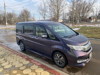 2016 Honda Stepwgn Spada V, фиолетовый, 1900000 рублей, вид 3
