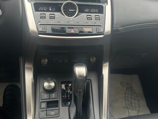 2019 Lexus NX 200 I Рестайлинг, серый, 3700000 рублей, вид 5
