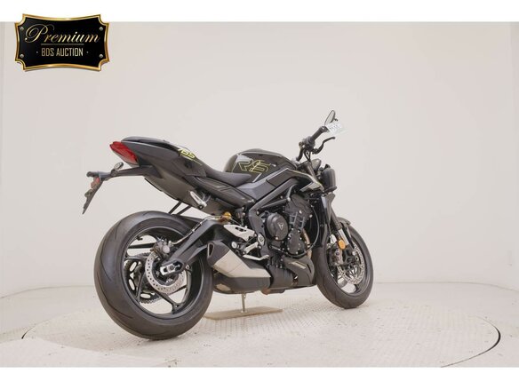 2025 Triumph Street Triple, чёрный, 1477000 рублей - вид 4