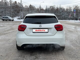 2013 Mercedes-Benz A-Класс 180 III (W176), белый, 1670000 рублей, вид 2