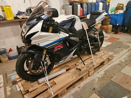 2023 Suzuki GSX-R 750, белый, 1350000 рублей, вид 2