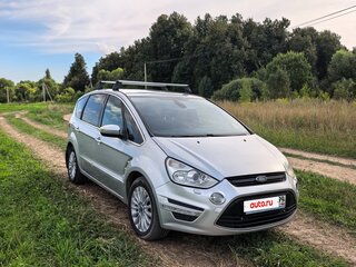 2010 Ford S-MAX I Рестайлинг, серебристый, 990000 рублей, вид 3
