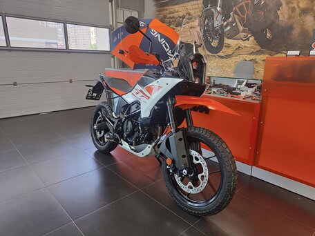 2025 KTM 390 Adventure X, белый, 719000 рублей, вид 3