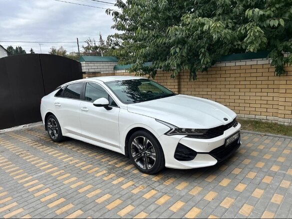 2020 Kia K5 III, белый, 2100000 рублей - вид 9