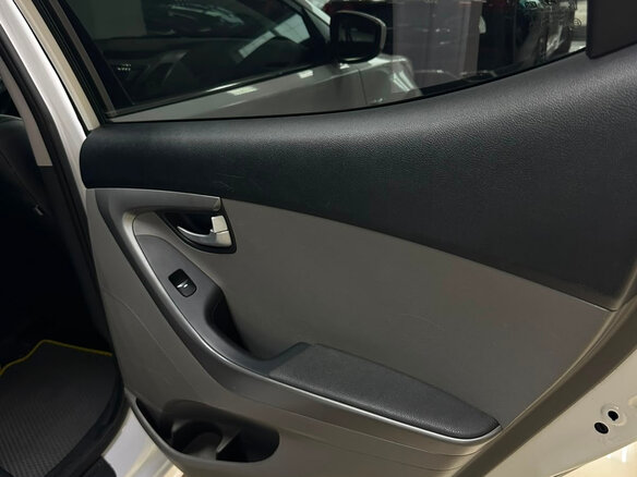 2014 Hyundai Elantra V (MD) Рестайлинг, белый - вид 16