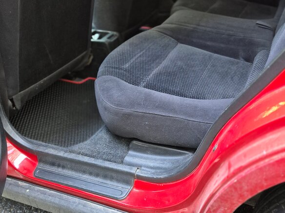 2000 Honda Civic VI Рестайлинг, красный, 375000 рублей - вид 8