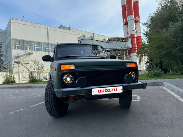 2013 Lada (ВАЗ) 2121 (4x4) I Рестайлинг, зелёный, 450000 рублей - вид 1