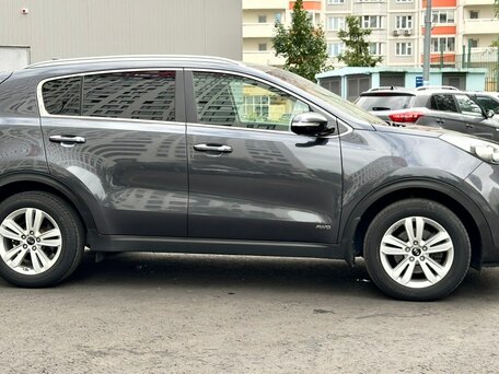2016 Kia Sportage IV, серый, 1790000 рублей, вид 4