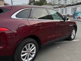 2017 Jaguar F-Pace I, красный, 2349000 рублей, вид 3