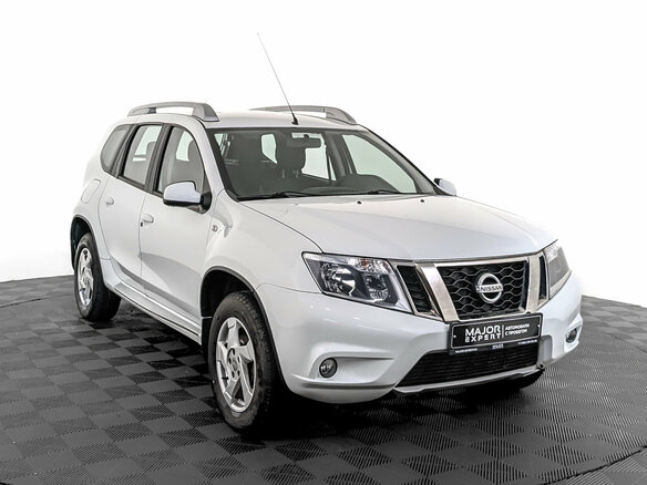 2016 Nissan Terrano III (D10), белый - вид 1