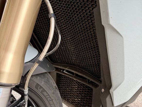 2021 BMW S 1000 XR, серебристый, 1950000 рублей - вид 6