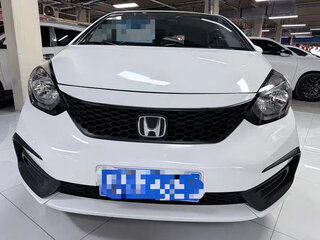 2023 Honda Fit IV Рестайлинг, белый, 1050077 рублей, вид 2