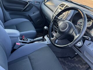 2001 Toyota RAV4 II (XA20), серебристый, 1050000 рублей, вид 5