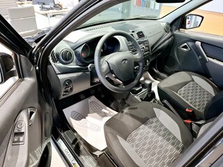 2025 Lada (ВАЗ) Granta Cross I Рестайлинг, чёрный, 1209500 рублей, вид 5
