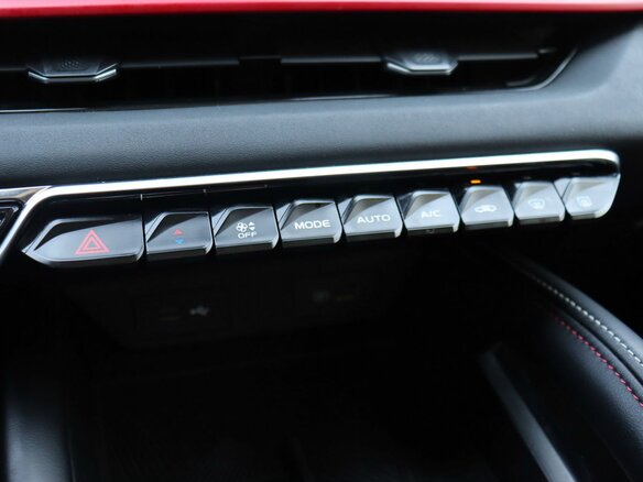 2023 Geely Coolray I Рестайлинг, белый, 1899000 рублей - вид 21