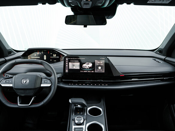 2025 Changan UNI-S I, чёрный, 3209900 рублей - вид 17