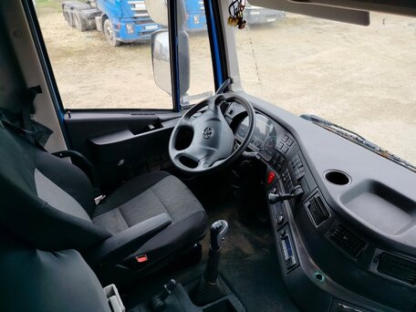 2023 IVECO-Hongyan 6x4 (CQ4256), синий, 3253770 рублей, вид 5