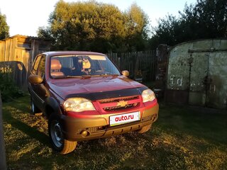 2009 Chevrolet Niva I Рестайлинг, красный, 350000 рублей, вид 2