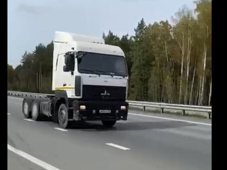 2012 МАЗ 64A028, белый, 800000 рублей, вид 1