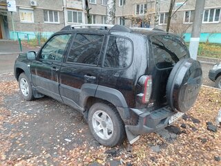 2023 Lada (ВАЗ) Niva Travel I, чёрный, 950000 рублей, вид 4