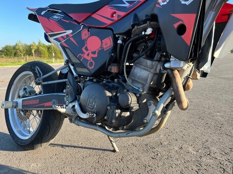 2007 Husqvarna SM 610, красный, 360000 рублей, вид 5