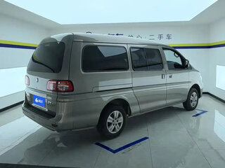 2023 Forthing Lingzhi M5, серебристый, 1510000 рублей, вид 3
