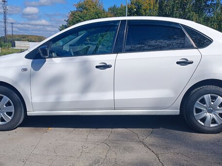 2012 Volkswagen Polo V, белый, 710000 рублей, вид 4