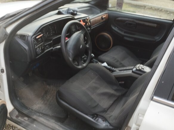 1986 Ford Scorpio I, белый, 125000 рублей - вид 4