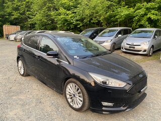 2015 Ford Focus III Рестайлинг, чёрный, 1350000 рублей, вид 4