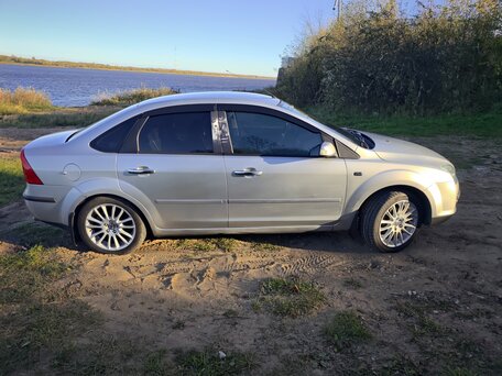 2006 Ford Focus II, серебристый, 620000 рублей, вид 3