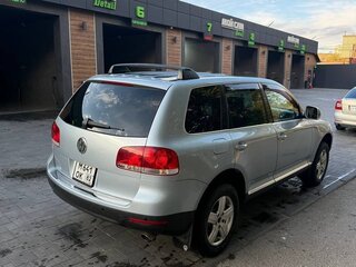 2004 Volkswagen Touareg I, серый, 900000 рублей, вид 2