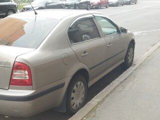 2008 Skoda Octavia I (A4) Рестайлинг, серебристый, 400000 рублей, вид 3
