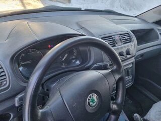 2008 Skoda Fabia II, серебристый, 460000 рублей, вид 3
