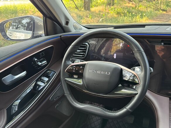 2023 Exeed VX I Рестайлинг, серый, 3750000 рублей - вид 4