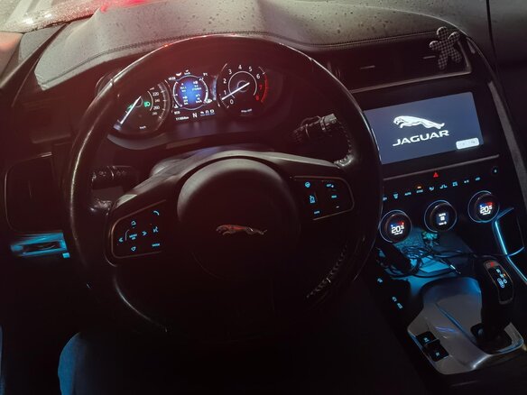 2018 Jaguar E-Pace I, белый, 2790000 рублей - вид 6