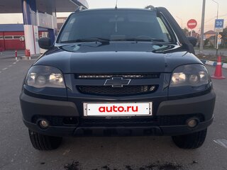 2019 Chevrolet Niva I Рестайлинг, чёрный, 835000 рублей, вид 1