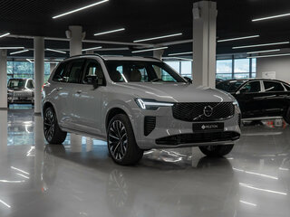 2025 Volvo XC90 B6 II Рестайлинг 2, серый, 9500000 рублей, вид 2