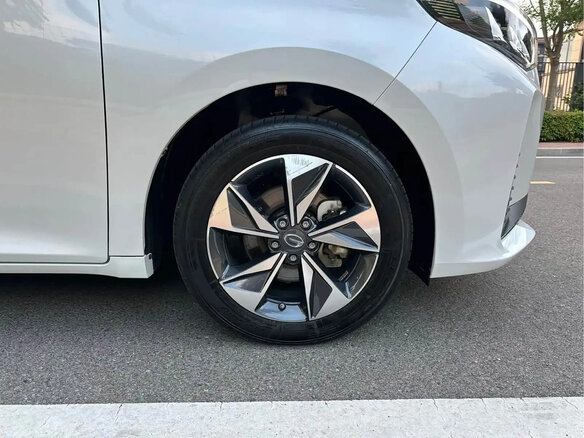 2022 GAC Trumpchi M6 Pro, белый, 1750000 рублей - вид 15