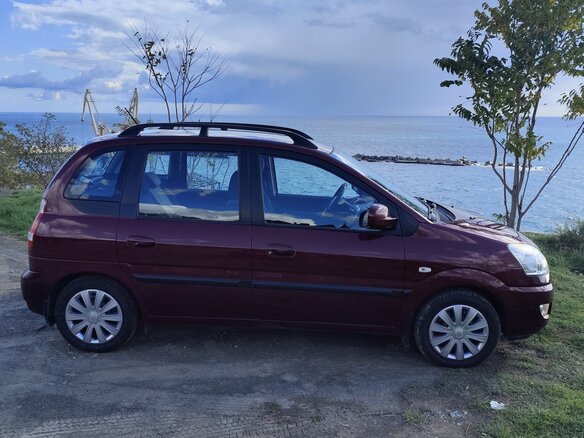 2009 Hyundai Matrix I Рестайлинг 2, красный, 700000 рублей - вид 5