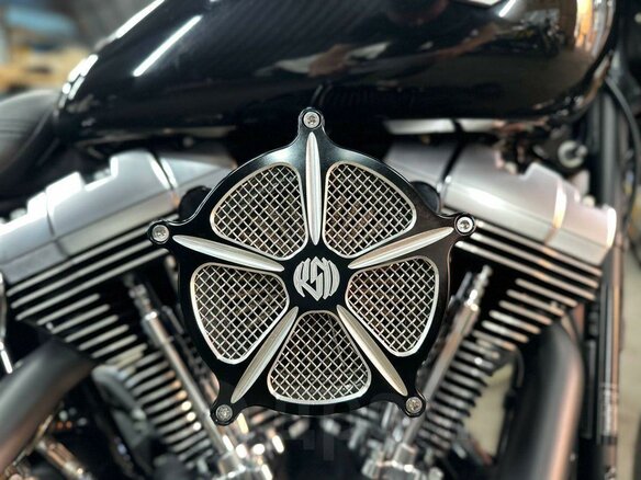 2012 Harley-Davidson Fat Boy, чёрный, 1250000 рублей - вид 30