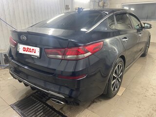 2019 Kia Optima IV Рестайлинг, синий, 1650000 рублей, вид 3